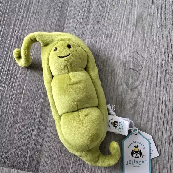Jellycat Amuseable Pea Pod Plushie - Picture 2 of 5